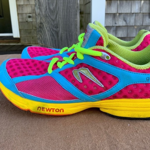 Newton Running Sneakers Women’s Size 6.5 Pink - Picture 3 of 9